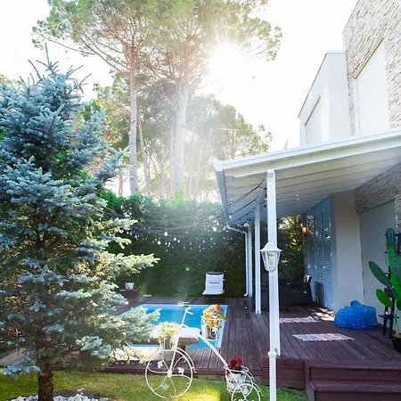 Villa Ingrit Durrës